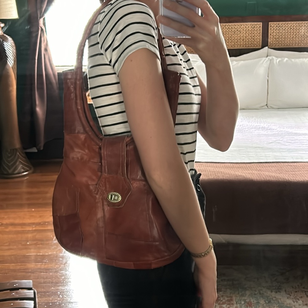 Vintage Brown Leather Shoulder Bag - Picture 7 of 7